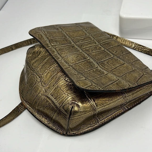 Carlos Falchi Structured Crossbody Goldtone Pewter Croc Embossed Leather Bag - Picture 4 of 15